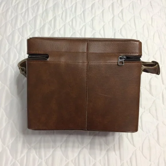 Faux Leather Camera Case - Picture 3 of 11